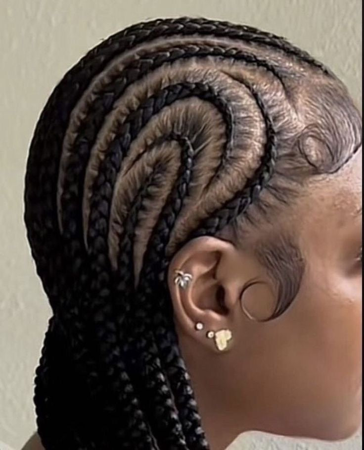(1) cornrow style